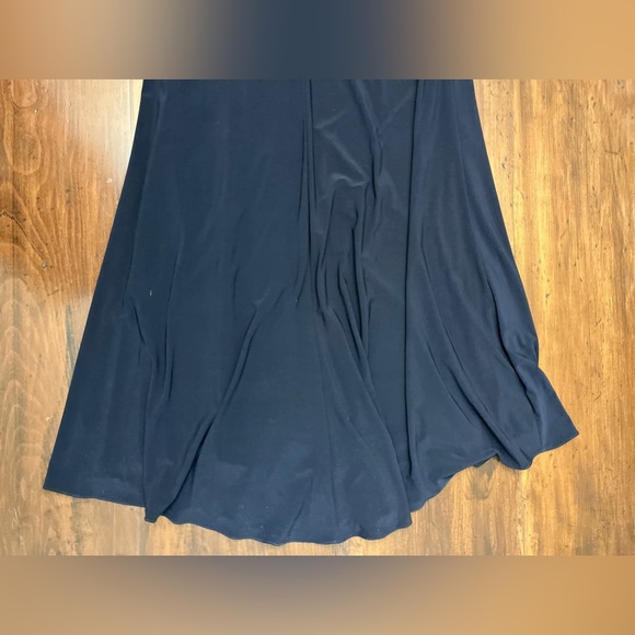 Betsy & Adam Navy Formal Gown Size 8 Gold Beaded Trim Cutout Halter Prom Pageant - Picture 6 of 15